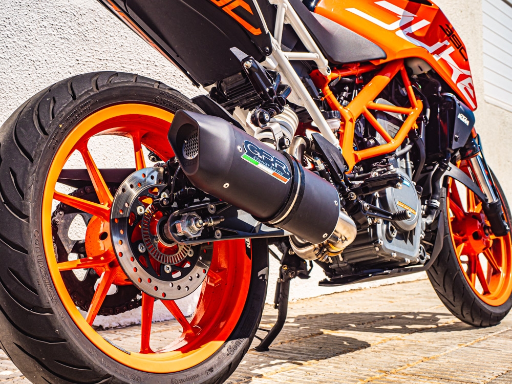 Exhaust compatible with Ktm 250 Duke 2017-2020, Furore Evo4 Nero, Slip-on exhaust including removable db killer and link pipe, not EPA-compliant 