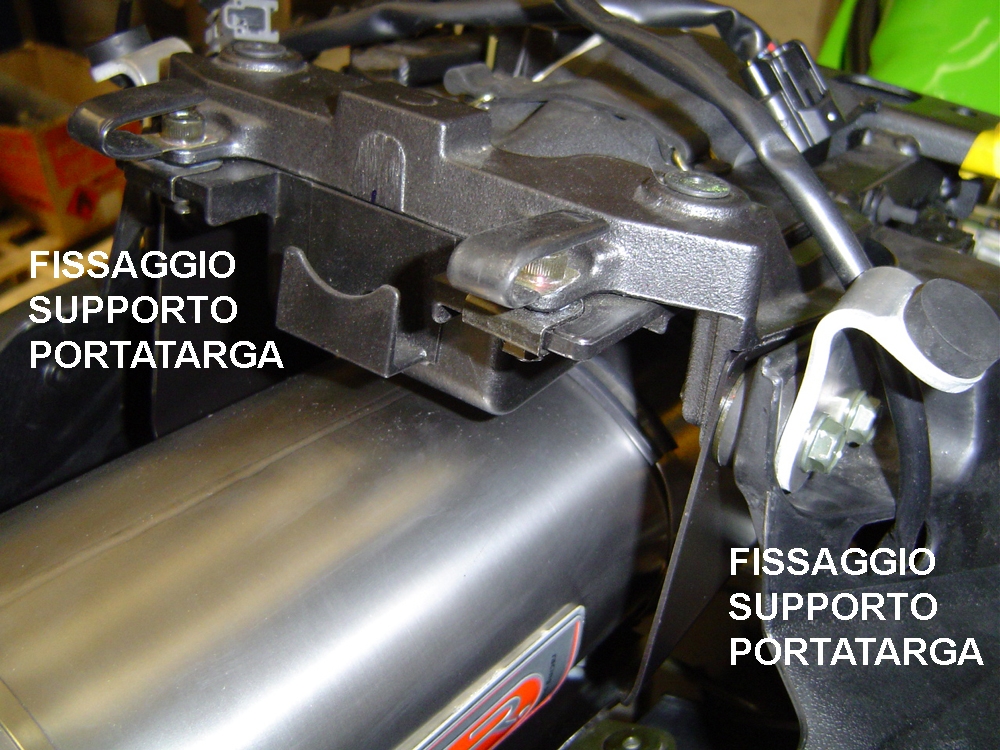 Exhaust compatible with Kawasaki Zx-6R 2005-2006, Tiburon Titanium, Slip-on exhaust including removable db killer and link pipe, EPA-compliant 