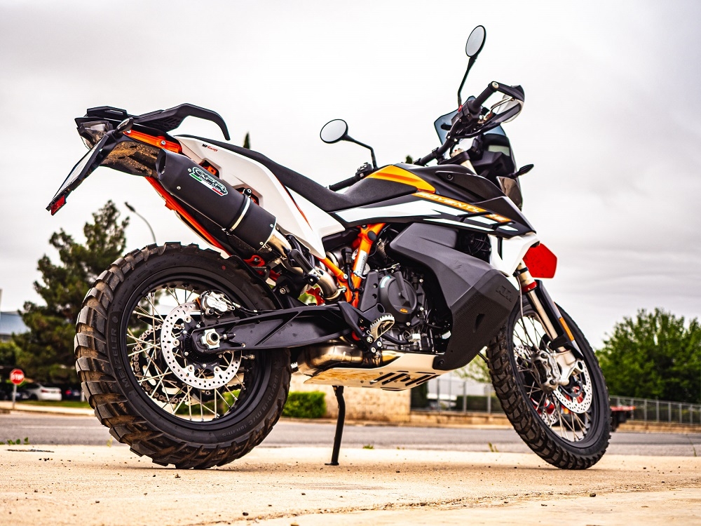 Exhaust compatible with Ktm 890 Adventure R/Rally 2025-2026, Furore Evo4 Nero, Slip-on exhaust including removable db killer and link pipe, EPA-compliant 