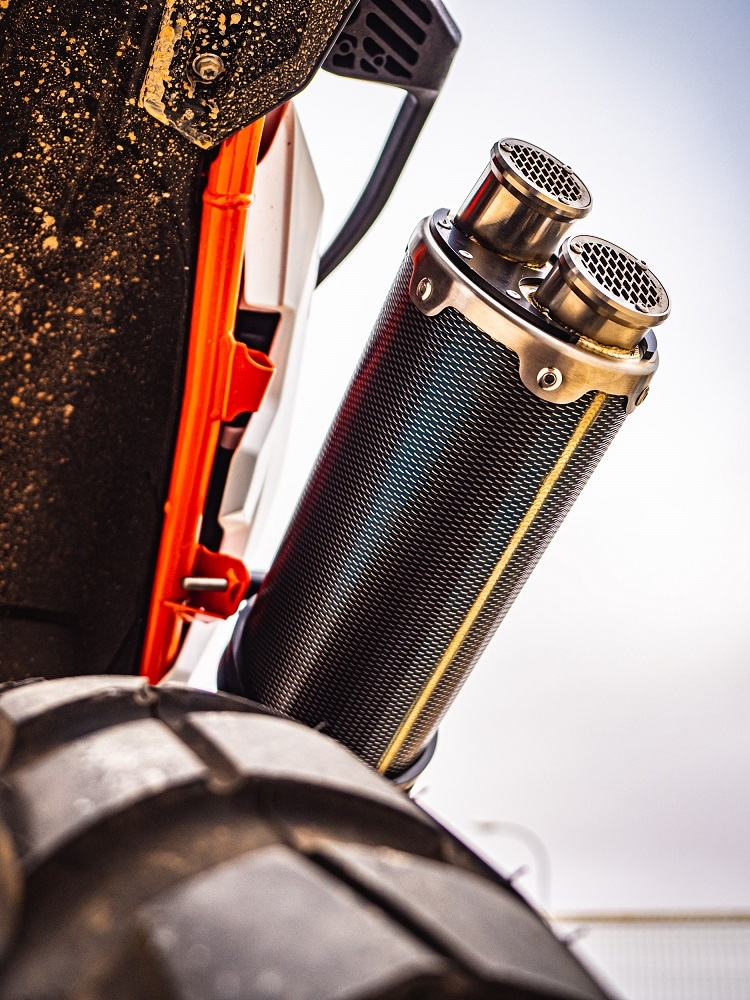 Exhaust compatible with Husqvarna Norden 901 2022-2024, Dual Poppy, Slip-on exhaust including removable db killer and link pipe 