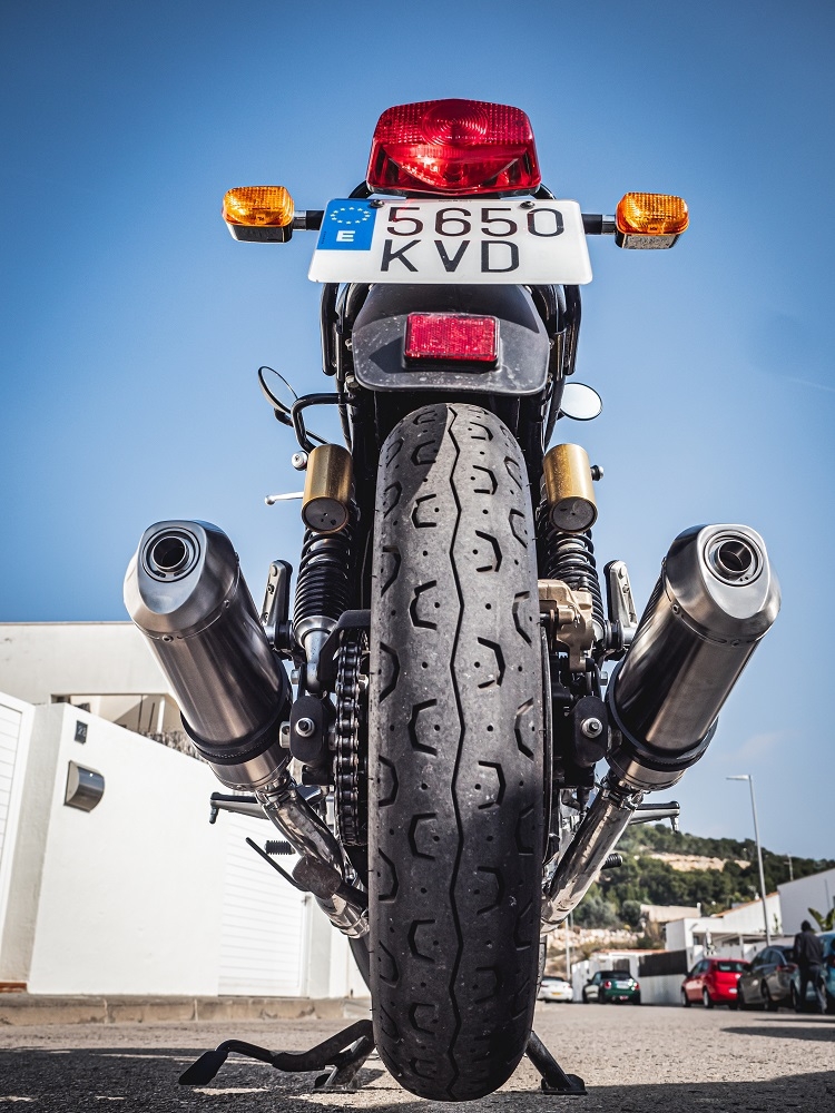 GPR exhaust compatible with  Royal Enfield Interceptor 650 2021-2025, Satinox, Dual slip-on exhausts including removable db killers and link pipes 