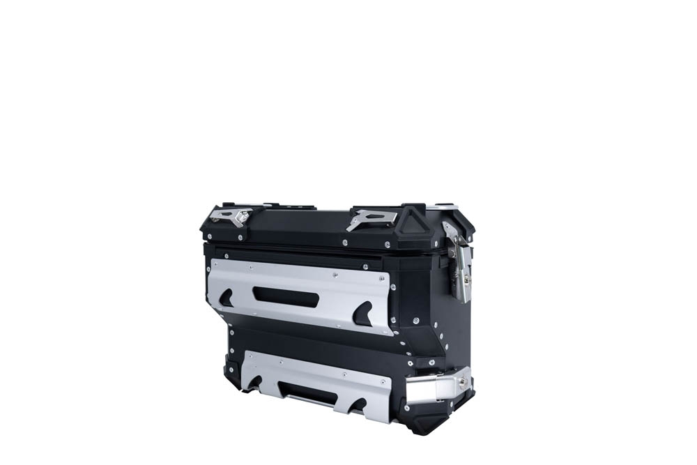 GPR TECH compatible with  Voge 900DSX 2024/2025 e5 GPR TECH Pair of side cases aluminum made with contoured right side, silver color with specific pannier black holder Capacity 38 LT. + 32 LT.