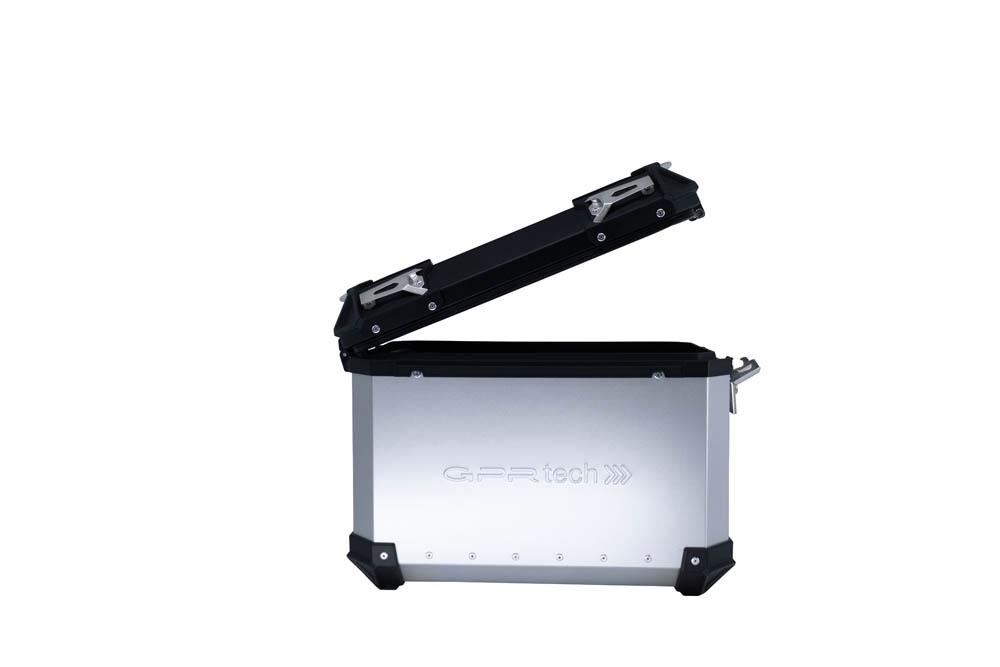 GPR TECH compatible with  Kawasaki Versys 650 2015/2016 e3 GPR TECH Pair of side cases aluminum made, silver color with specific pannier holder Capacity 38 LT. + 38 LT.