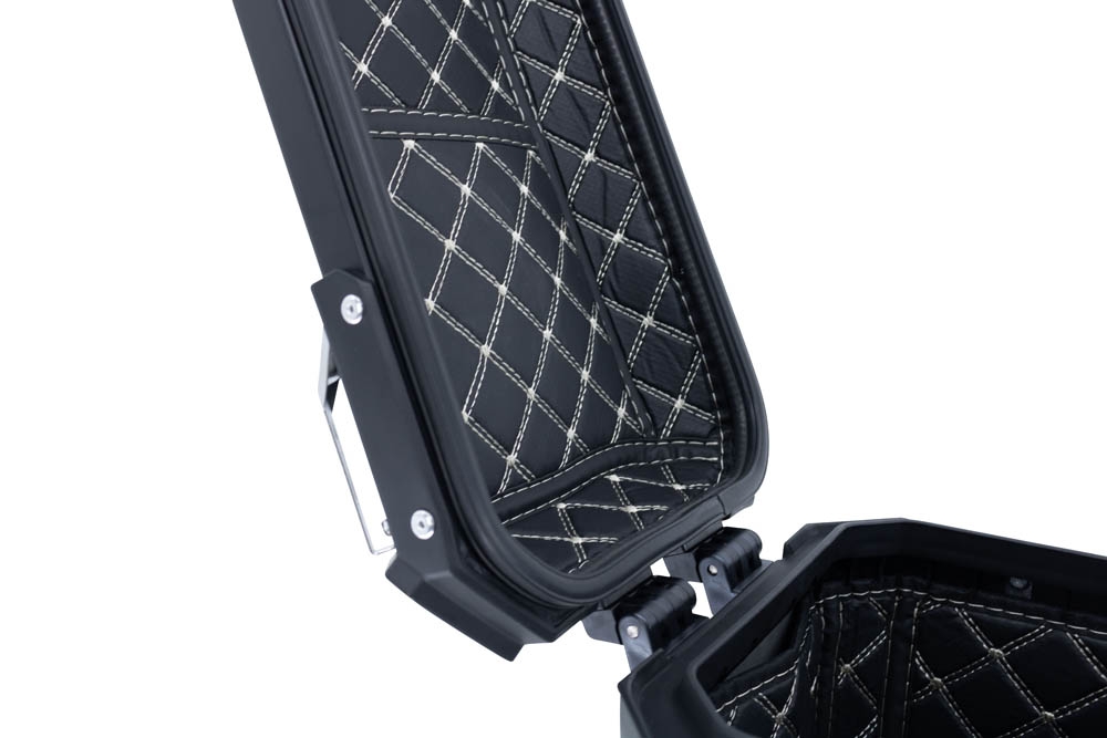 GPR TECH compatible with  Kawasaki Versys 650 2021/2022 e5 GPR TECH Pair of side cases aluminum made, black color with specific pannier holder Capacity 38 LT. + 38 LT.