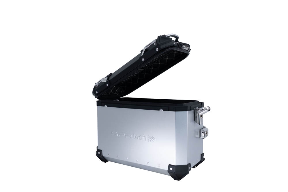 GPR TECH compatible with  Kawasaki Versys 650 2015/2016 e3 GPR TECH Pair of side cases aluminum made, silver color with specific pannier holder Capacity 38 LT. + 38 LT.