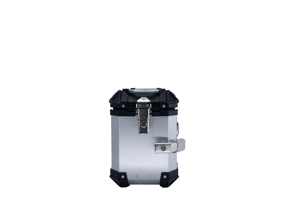 GPR TECH compatible with  Voge 900DSX 2026/2027 e5 plus GPR TECH Pair of side cases aluminum made with contoured right side, silver color with specific pannier black holder Capacity 38 LT. + 32 LT.