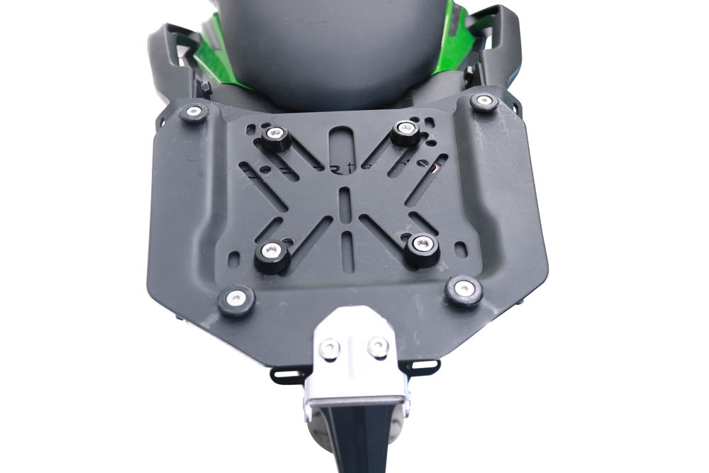 GPR TECH compatible with  Kawasaki Versys 650 2015/2016 e3 GPR TECH Top case in aluminum, silver color with specific plate included Capacity 55 LT.